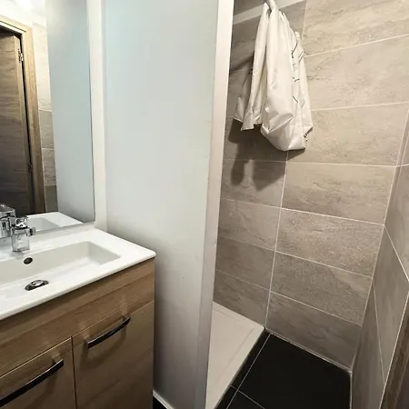 Varsea - Varsea Mae-9991 Apartment